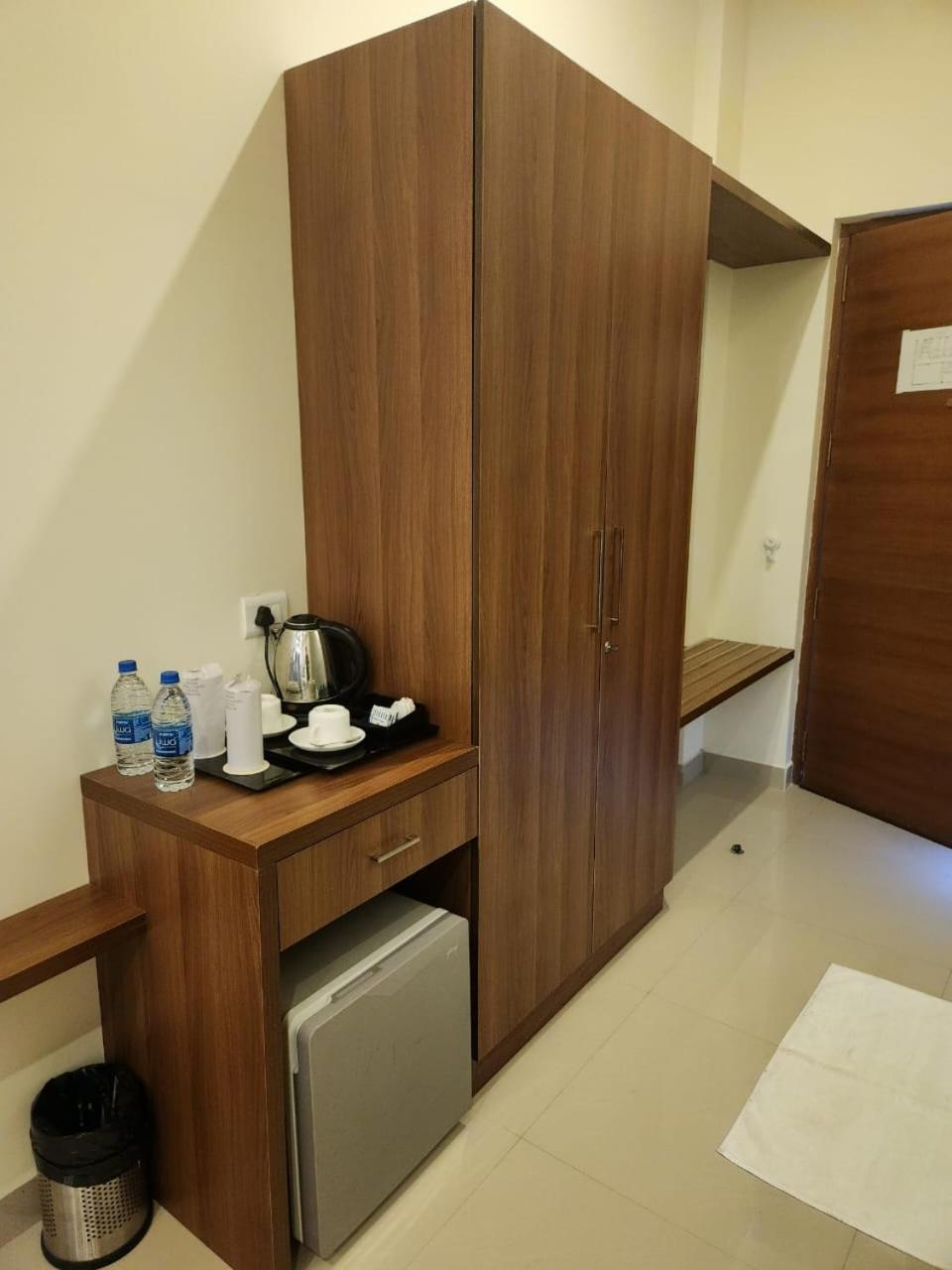 Le Sanara Residency Hotel Thanniyam Luaran gambar